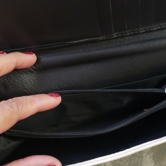 ❣SOLD Christian Dior Wallet❣ - Picture 8 of 16